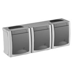 Conjunto horizontal de toma de corriente triple con toma de...